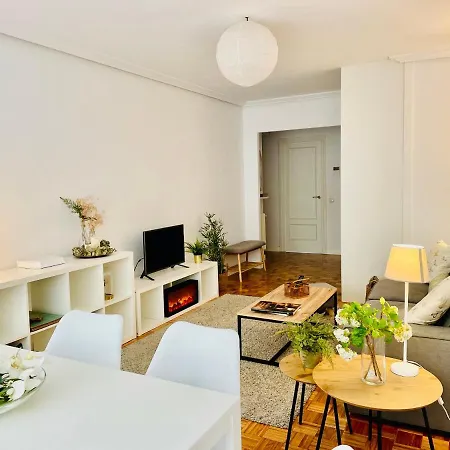 Apartamento Historico Wifi & Parking Gratuito *